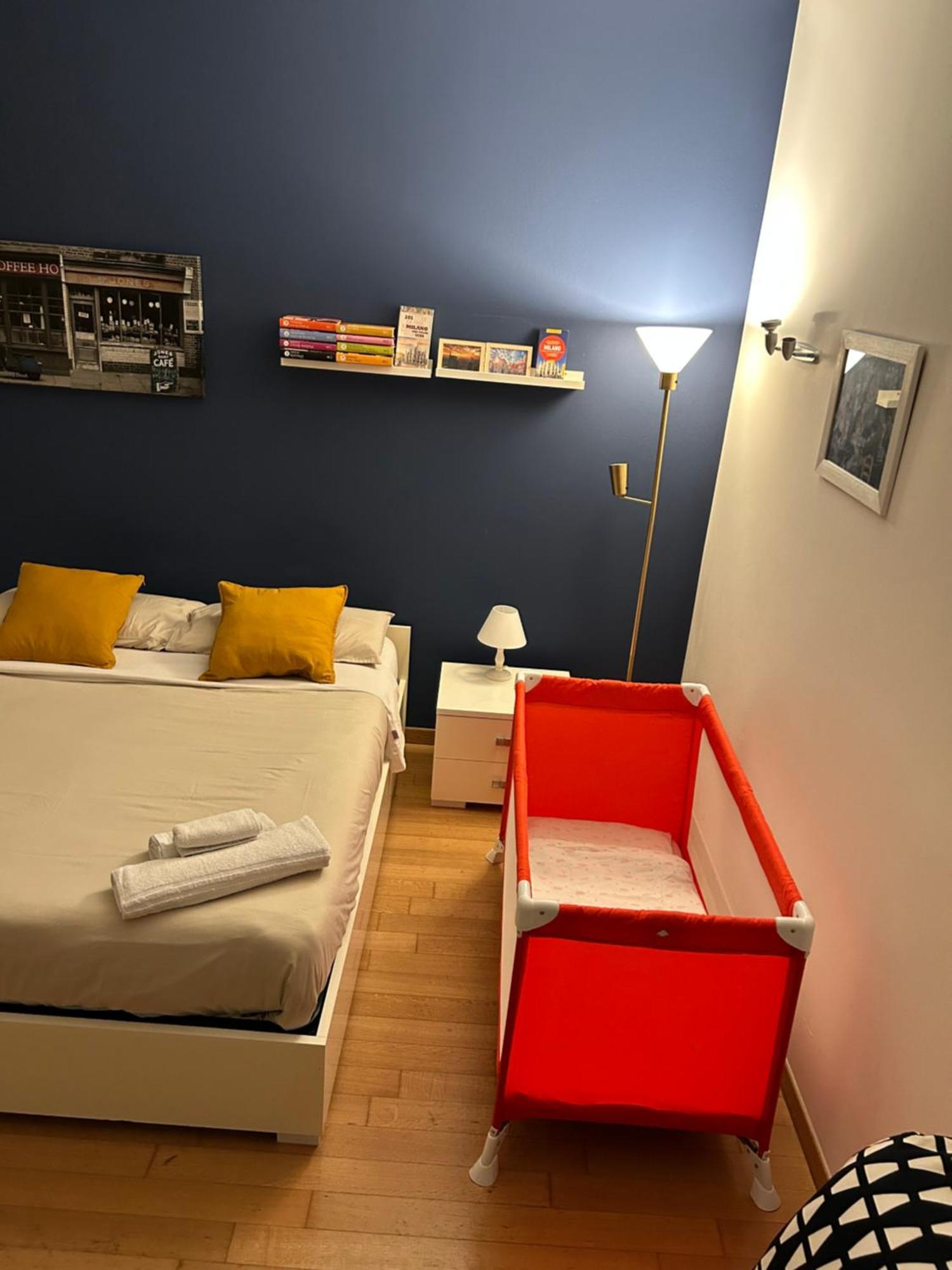 Chiara Guest House 34 - M4 Metro Blu 밀라노 외부 사진